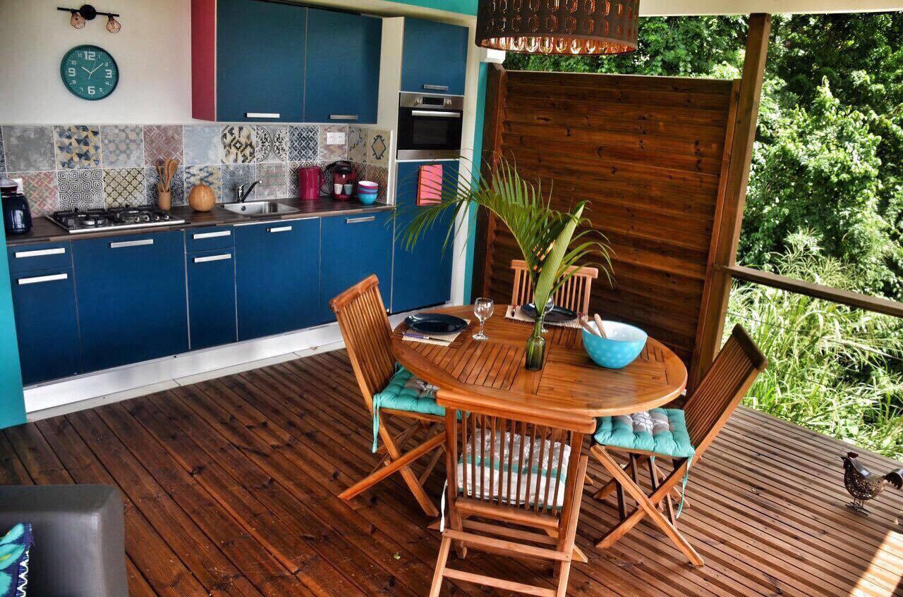 Du Cote De Chez Swann Lodge *